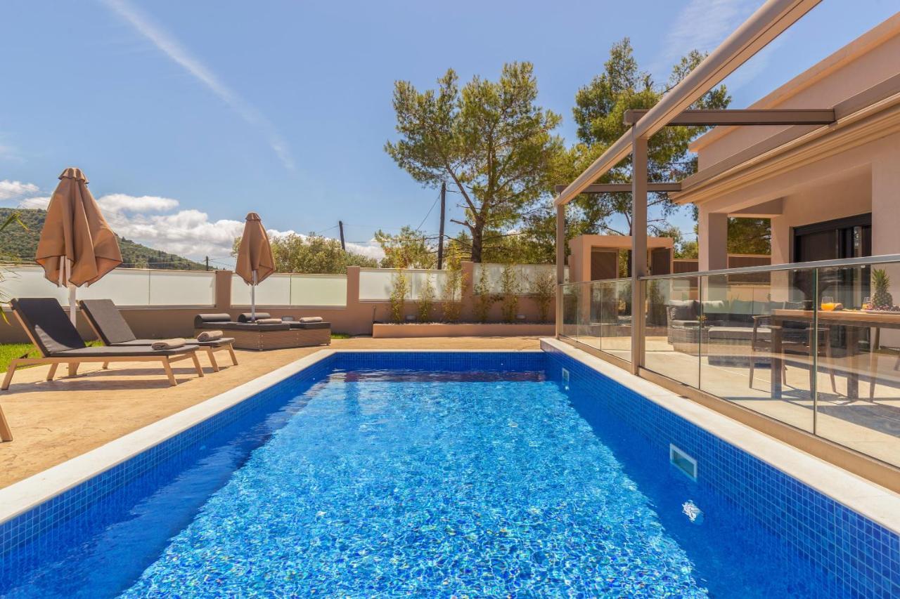 Amelia Residence Tragaki Luaran gambar