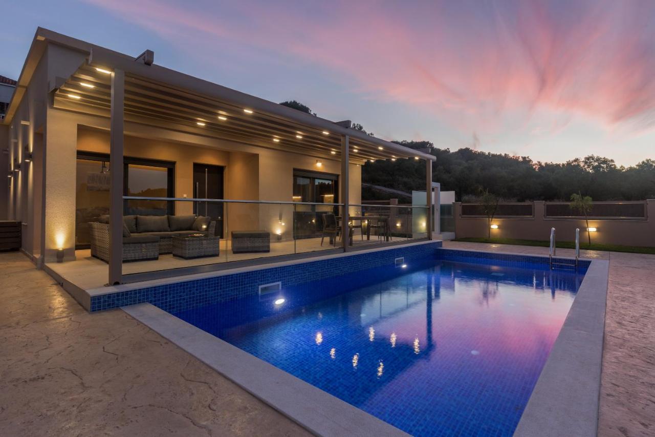 Amelia Residence Tragaki Luaran gambar