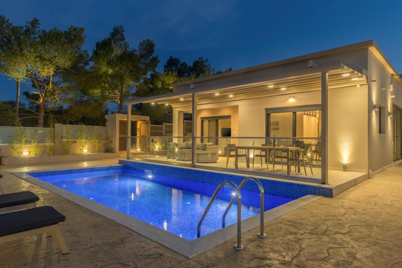 Amelia Residence Tragaki Luaran gambar
